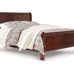 Alisdair King Sleigh Bed with Mirrored Dresser and Chest